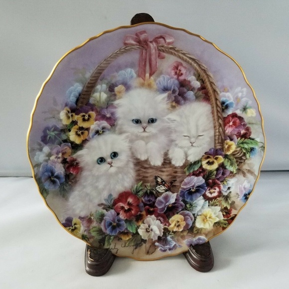 Bradford Exchange Basket of Love Collector Plate - Picture 1 of 6